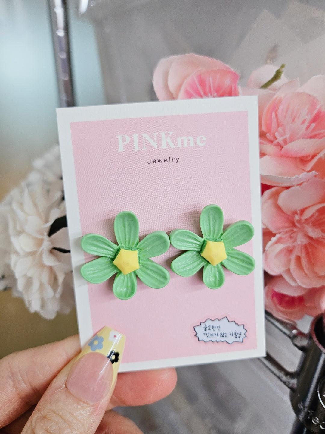 Flower 2 Tone Stud Earring - Cute and Lovely Style