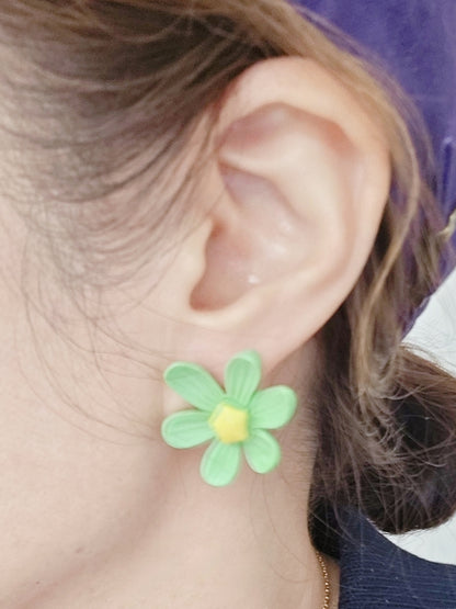 Flower 2 Tone Stud Earring - Cute and Lovely Style