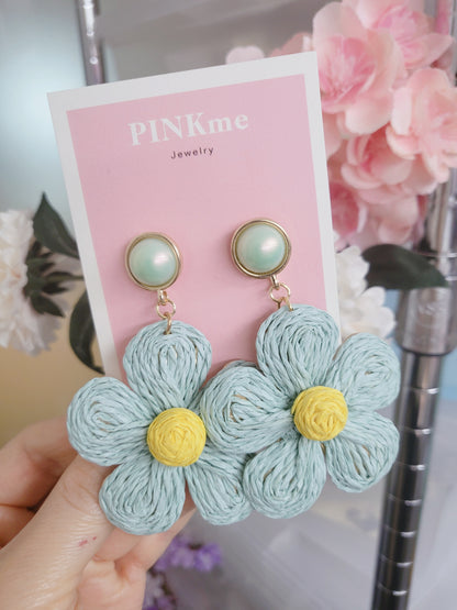 Two Tone Flower Straw Style Dangle Earring