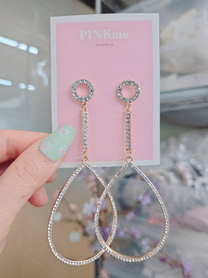 Clear Stone Egg Shape Long Dangle Earring