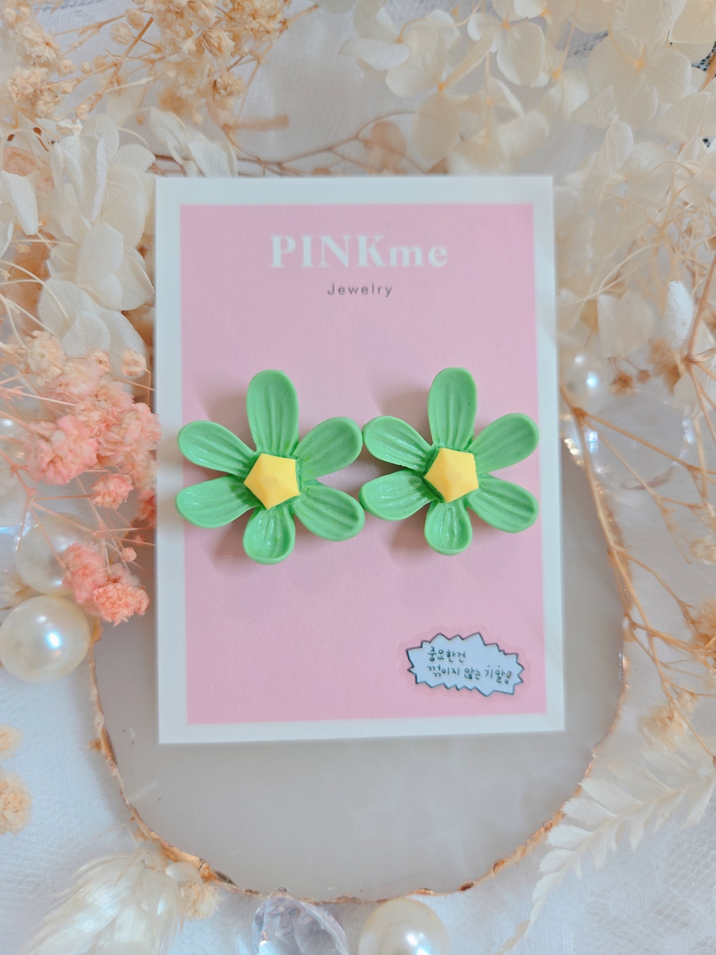 Flower 2 Tone Stud Earring - Cute and Lovely Style